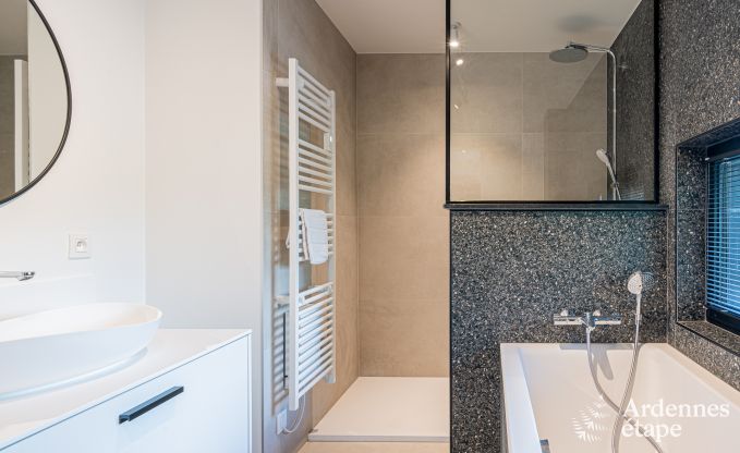 Wundersch�nes, modernes Ferienhaus in Clavier, Ardennen