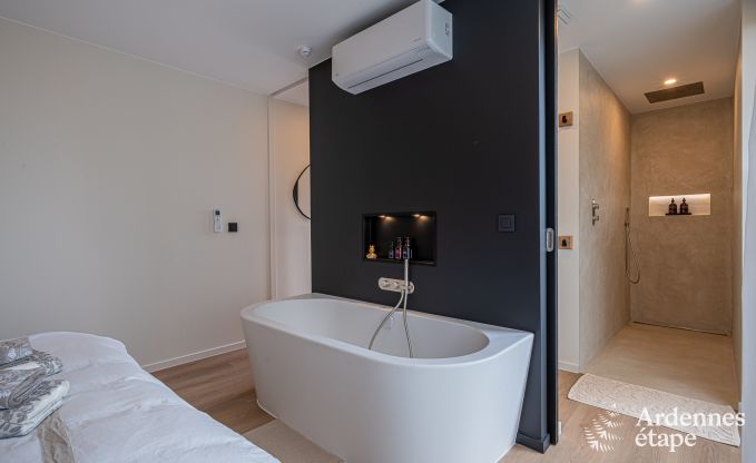 Charmantes H�uschen f�r 2 Personen in Clavier mit Schlafzimmer, Badezimmer, Jacuzzi und Privatgarten