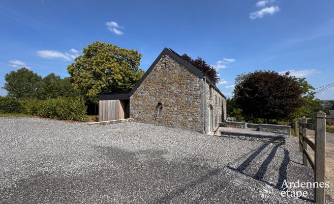 Charmantes H�uschen f�r 2 Personen in Clavier mit Schlafzimmer, Badezimmer, Jacuzzi und Privatgarten