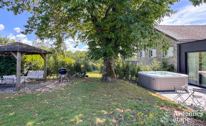 Charmantes H�uschen f�r 2 Personen in Clavier mit Schlafzimmer, Badezimmer, Jacuzzi und Privatgarten