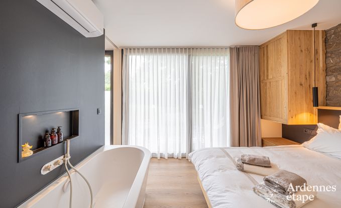 Charmantes H�uschen f�r 2 Personen in Clavier mit Schlafzimmer, Badezimmer, Jacuzzi und Privatgarten