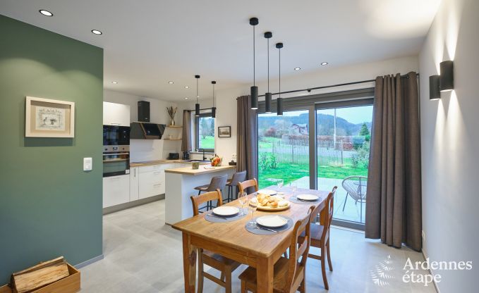 Aufenthalt mit 20 Personen in 3 Ferienhusern auf demselben Gelnde in Coo