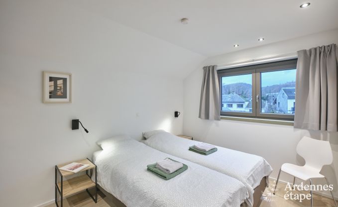 Aufenthalt mit 20 Personen in 3 Ferienhusern auf demselben Gelnde in Coo