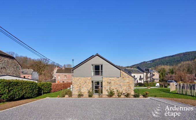 Aufenthalt mit 20 Personen in 3 Ferienhusern auf demselben Gelnde in Coo