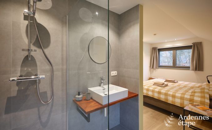 Aufenthalt mit 20 Personen in 3 Ferienhusern auf demselben Gelnde in Coo