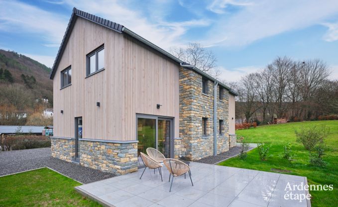 Aufenthalt mit 20 Personen in 3 Ferienhusern auf demselben Gelnde in Coo