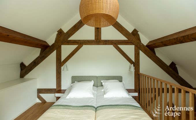 Chalet in Couvin f�r 8 Personen: komfortables Ferienhaus mit Sauna und Panoramablick