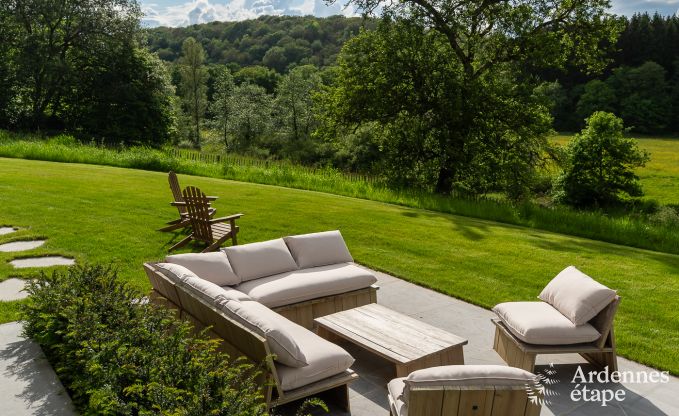 Chalet in Couvin f�r 8 Personen: komfortables Ferienhaus mit Sauna und Panoramablick