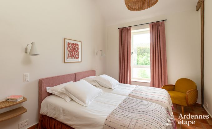 Chalet in Couvin f�r 8 Personen: komfortables Ferienhaus mit Sauna und Panoramablick