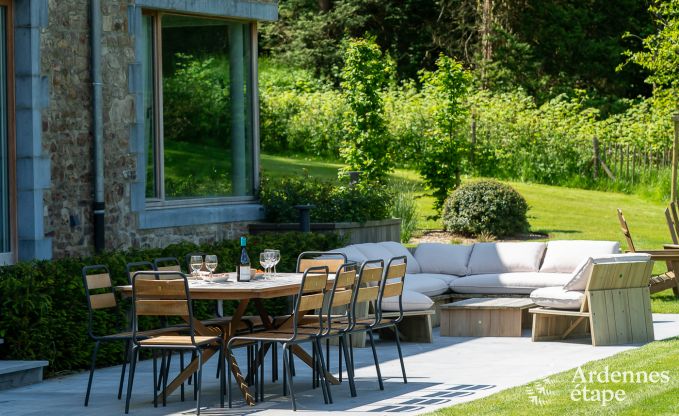 Chalet in Couvin f�r 8 Personen: komfortables Ferienhaus mit Sauna und Panoramablick