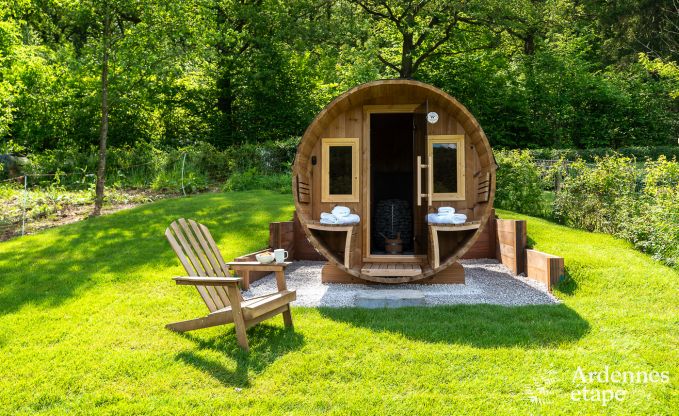 Chalet in Couvin f�r 8 Personen: komfortables Ferienhaus mit Sauna und Panoramablick