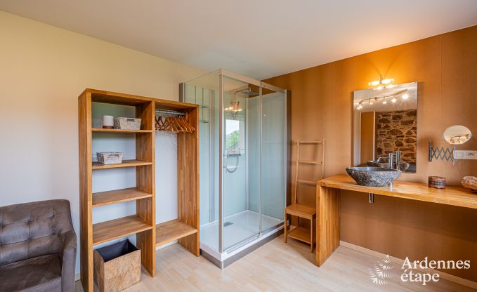 Ger�umige Ferienvilla in Daverdisse f�r 14 Personen mit 5 Schlaf- und Badezimmern, Wellnesseinrichtungen und Privatgarten