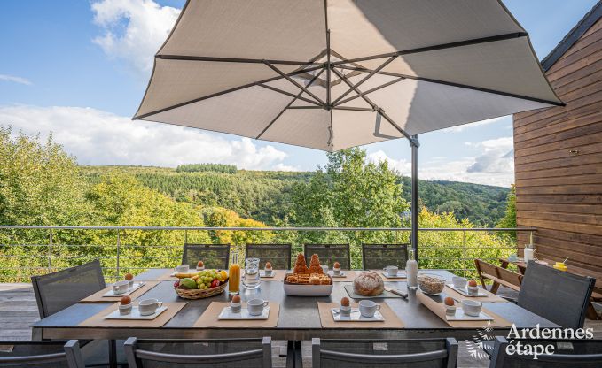 Ger�umige Ferienvilla in Daverdisse f�r 14 Personen mit 5 Schlaf- und Badezimmern, Wellnesseinrichtungen und Privatgarten