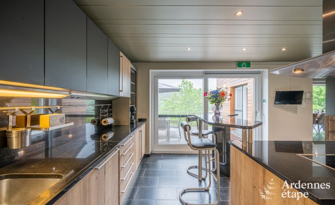 Ger�umige Ferienvilla in Daverdisse f�r 14 Personen mit 5 Schlaf- und Badezimmern, Wellnesseinrichtungen und Privatgarten