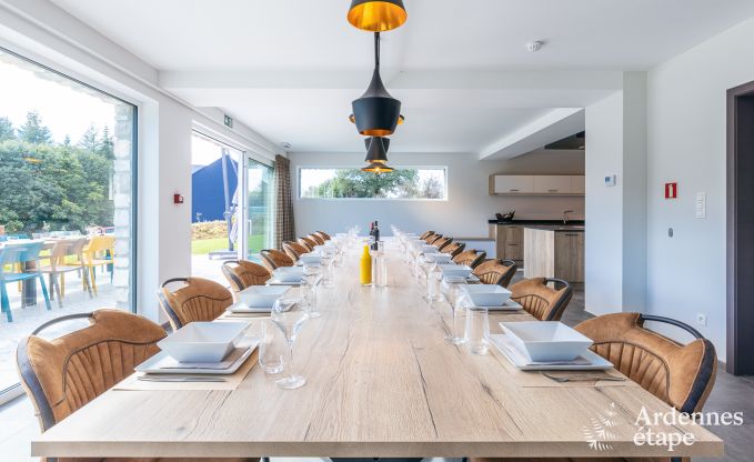 Gerumige Luxusvilla in Daverdisse fr 22 Personen mit 11 Schlafzimmern, Hallenbad, Sauna und Whirlpool