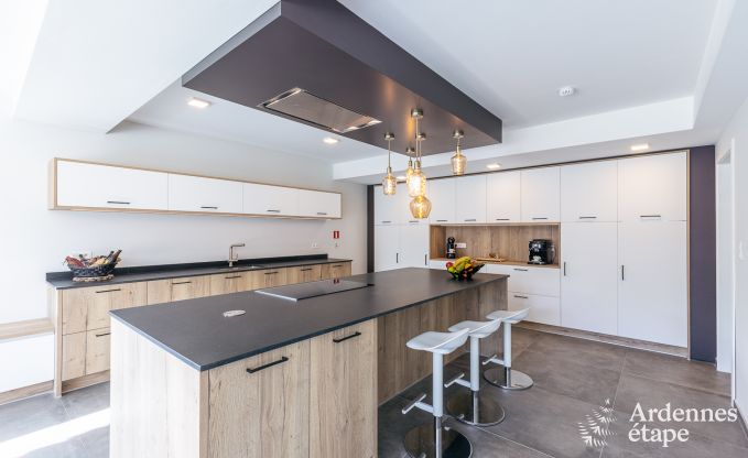 Ger�umige Luxusvilla in Daverdisse f�r 22 Personen mit 11 Schlafzimmern, Hallenbad, Sauna und Whirlpool