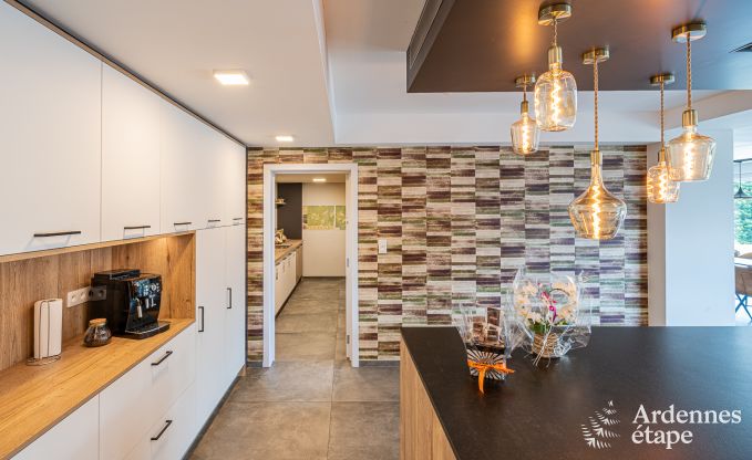 Ger�umige Luxusvilla in Daverdisse f�r 22 Personen mit 11 Schlafzimmern, Hallenbad, Sauna und Whirlpool