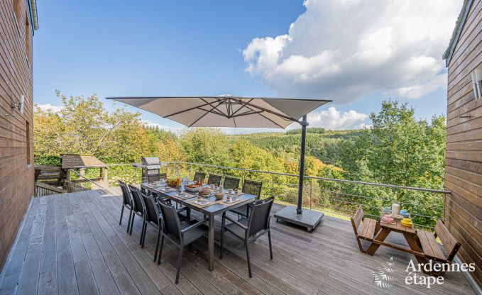 Gerumige Ferienvilla in Daverdisse fr 14 Personen mit 5 Schlaf- und Badezimmern, Wellnesseinrichtungen und Privatgarten