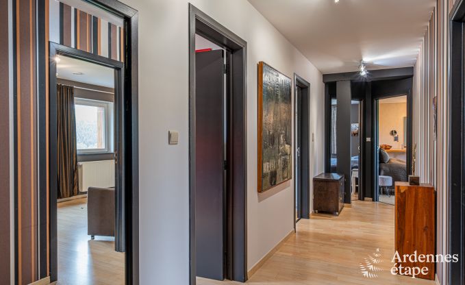 Gerumige Ferienvilla in Daverdisse fr 14 Personen mit 5 Schlaf- und Badezimmern, Wellnesseinrichtungen und Privatgarten