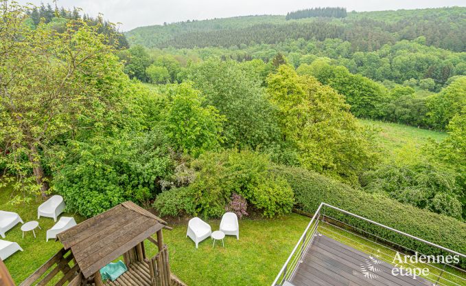 Gerumige Ferienvilla in Daverdisse fr 14 Personen mit 5 Schlaf- und Badezimmern, Wellnesseinrichtungen und Privatgarten