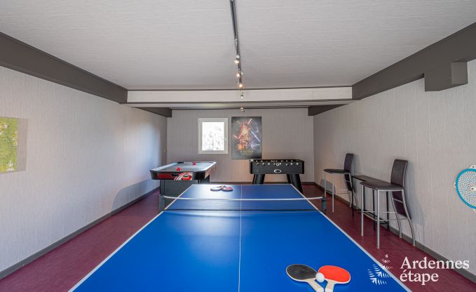 Gerumige Ferienvilla in Daverdisse fr 14 Personen mit 5 Schlaf- und Badezimmern, Wellnesseinrichtungen und Privatgarten