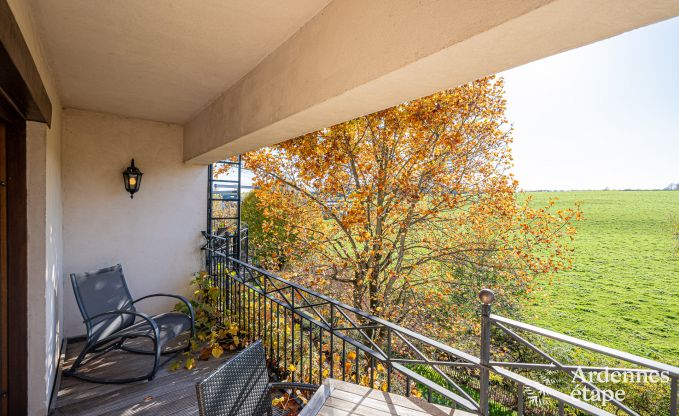 Ger�umiges Ferienhaus f�r 20 Personen mit 10 Schlafzimmern, Sauna, Jacuzzi und Spielzimmer in der N�he von Dinant