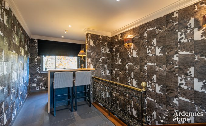 Ger�umiges Ferienhaus f�r 20 Personen mit 10 Schlafzimmern, Sauna, Jacuzzi und Spielzimmer in der N�he von Dinant