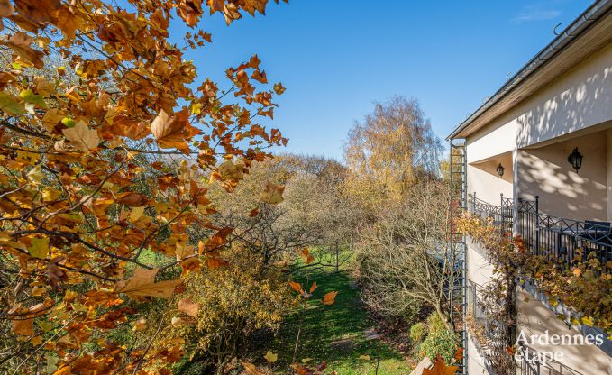 Ger�umiges Ferienhaus f�r 20 Personen mit 10 Schlafzimmern, Sauna, Jacuzzi und Spielzimmer in der N�he von Dinant