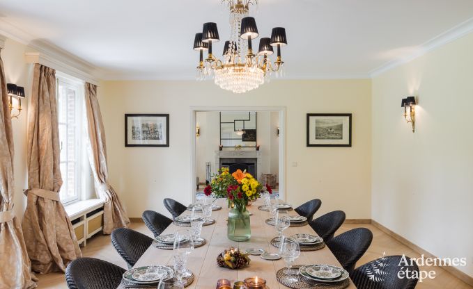 Ger�umiges Ferienhaus mit Pool in Dinant, Ardennen