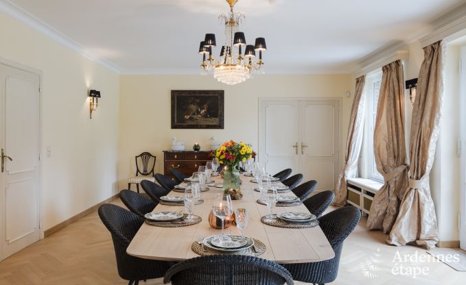 Ger�umiges Ferienhaus mit Pool in Dinant, Ardennen