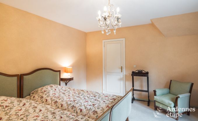 Ger�umiges Ferienhaus mit Pool in Dinant, Ardennen