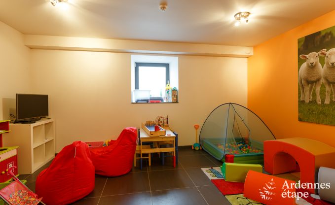 Urlaub auf dem Bauernhof Dinant 25 Pers. Ardennen Wellness