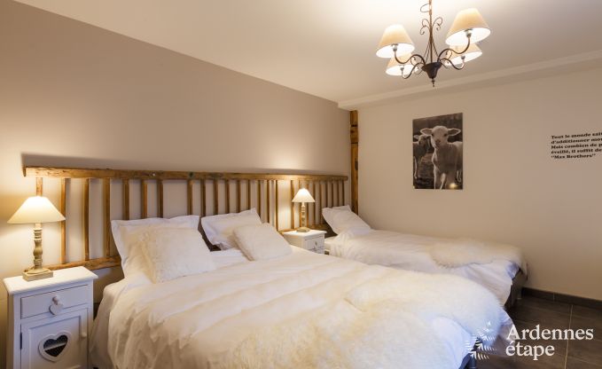 Urlaub auf dem Bauernhof Dinant 25 Pers. Ardennen Wellness