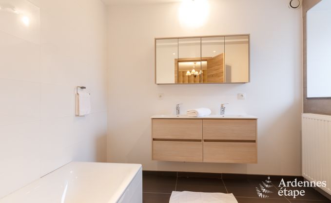 Urlaub auf dem Bauernhof Dinant 25 Pers. Ardennen Wellness