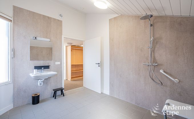 au�ergew�hnliche Ferienwohnung Dinant 50 Pers. Ardennen Wellness Behinderten gerecht