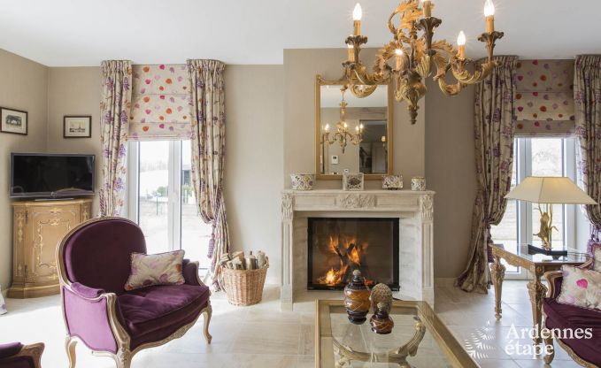 Luxusvilla f�r 8 Personen in Doische: Infrarotkabine, Jacuzzi, Kassettenkamin, Teich und privater Garten