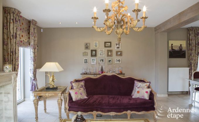 Luxusvilla f�r 8 Personen in Doische: Infrarotkabine, Jacuzzi, Kassettenkamin, Teich und privater Garten