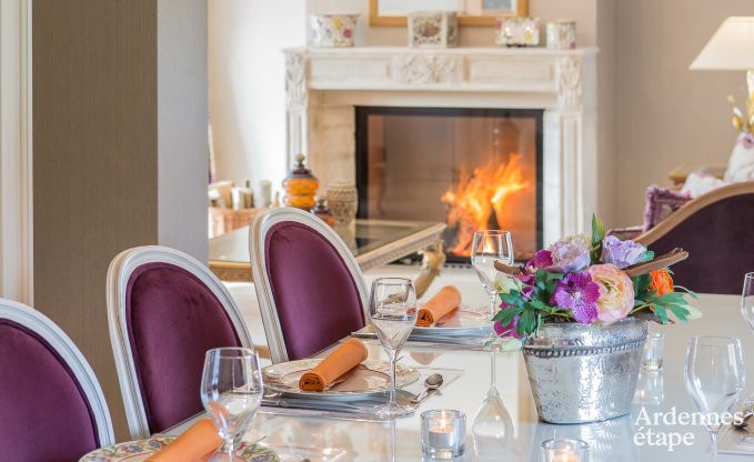 Luxusvilla f�r 8 Personen in Doische: Infrarotkabine, Jacuzzi, Kassettenkamin, Teich und privater Garten