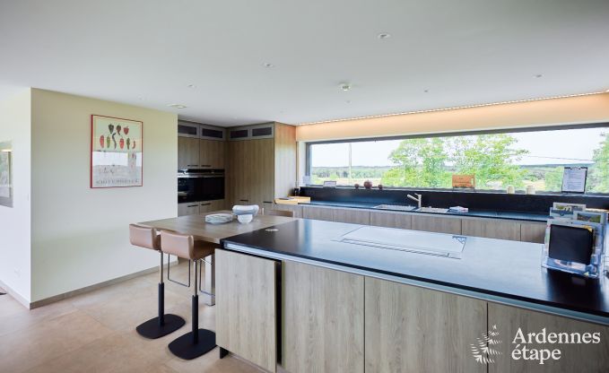 Ferienhaus in Doische: komfortabler Aufenthalt f�r 19 Personen mit Spielzimmer, privatem Garten und in der N�he von Dinant