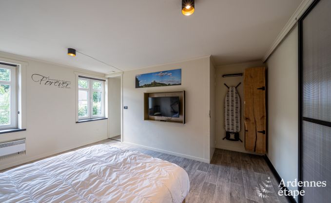 Gerumiges Cottage in Durbuy (Heyd) fr 14 Personen mit 5 Schlafzimmern, 5 Badezimmern, Sauna und Garten