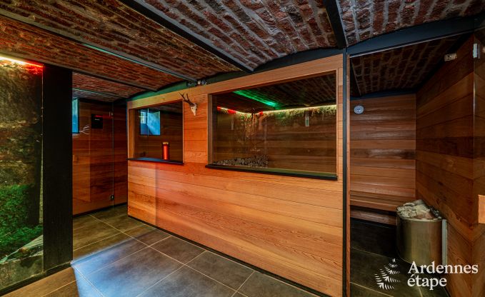 Gerumiges Cottage in Durbuy (Heyd) fr 14 Personen mit 5 Schlafzimmern, 5 Badezimmern, Sauna und Garten