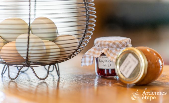 Gerumiges Cottage in Durbuy (Heyd) fr 14 Personen mit 5 Schlafzimmern, 5 Badezimmern, Sauna und Garten