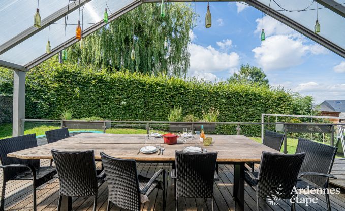 Gerumiges Cottage in Durbuy (Heyd) fr 14 Personen mit 5 Schlafzimmern, 5 Badezimmern, Sauna und Garten
