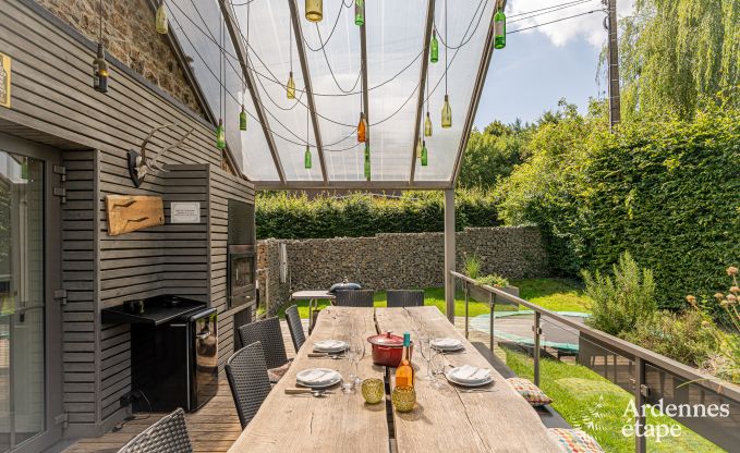 Gerumiges Cottage in Durbuy (Heyd) fr 14 Personen mit 5 Schlafzimmern, 5 Badezimmern, Sauna und Garten