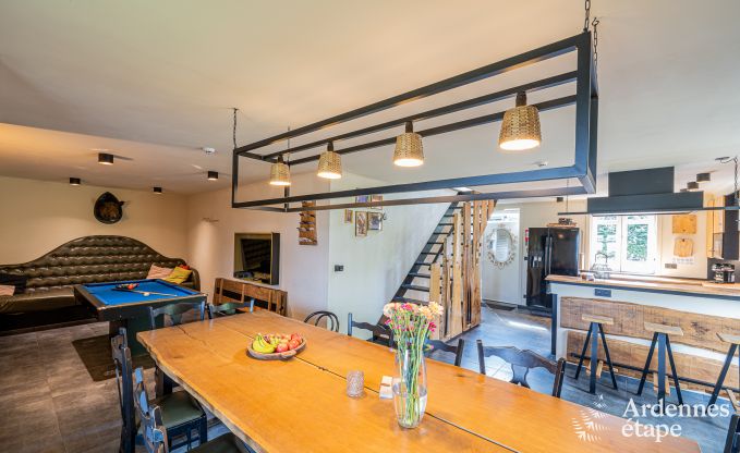 Gerumiges Cottage in Durbuy (Heyd) fr 14 Personen mit 5 Schlafzimmern, 5 Badezimmern, Sauna und Garten