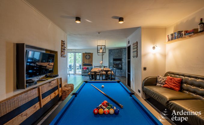 Gerumiges Cottage in Durbuy (Heyd) fr 14 Personen mit 5 Schlafzimmern, 5 Badezimmern, Sauna und Garten