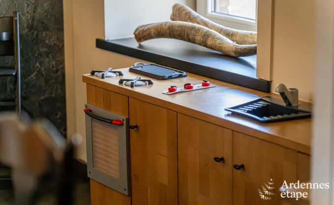 Gerumiges Cottage in Durbuy (Heyd) fr 14 Personen mit 5 Schlafzimmern, 5 Badezimmern, Sauna und Garten