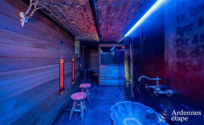 Gerumiges Cottage in Durbuy (Heyd) fr 14 Personen mit 5 Schlafzimmern, 5 Badezimmern, Sauna und Garten