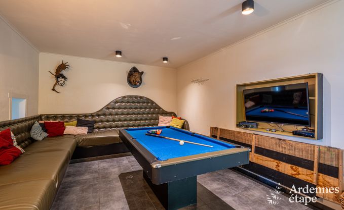 Gerumiges Cottage in Durbuy (Heyd) fr 14 Personen mit 5 Schlafzimmern, 5 Badezimmern, Sauna und Garten