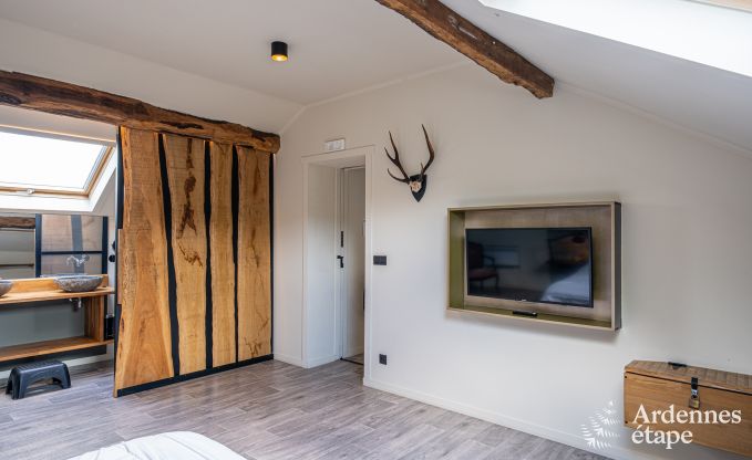 Gerumiges Cottage in Durbuy (Heyd) fr 14 Personen mit 5 Schlafzimmern, 5 Badezimmern, Sauna und Garten